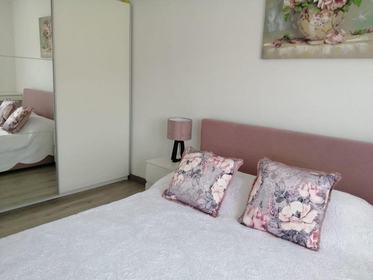 Apartment Jole 1 Trogir Bagian luar foto