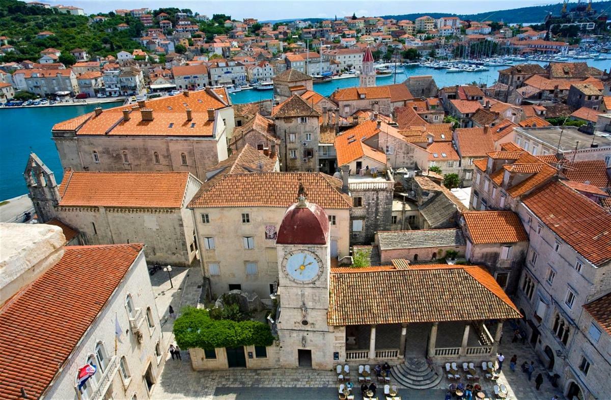 Apartment Jole 1 Trogir Bagian luar foto